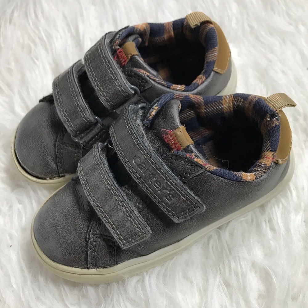 Dark grey leather toddler shoes from Carters.